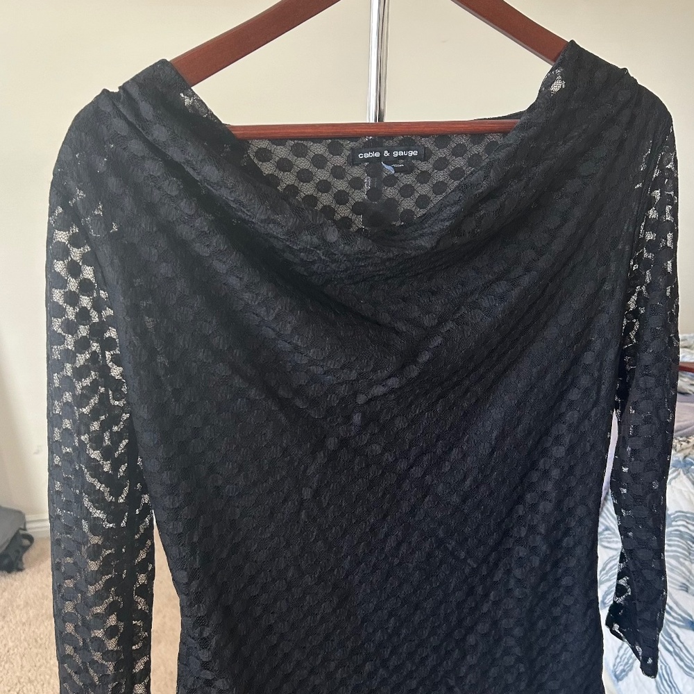 Women’s black shirt